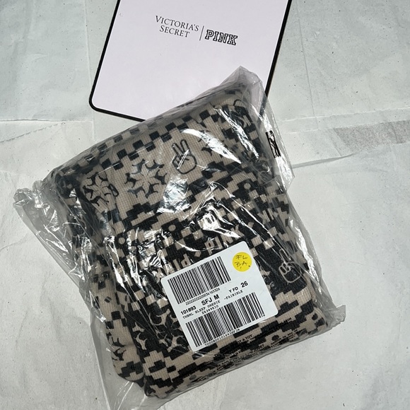 (M) Victoria’s Secret ✌🏽 Peace Sign PINK THERMAL PAJAMA ONESIE - Picture 7 of 9